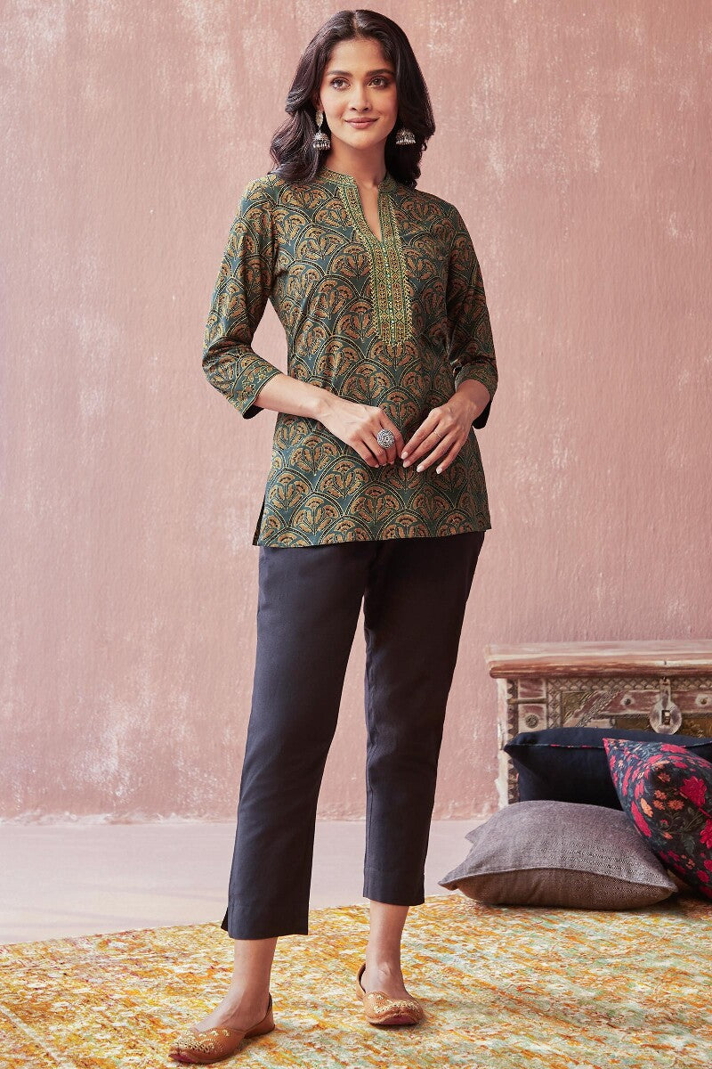 Sehra Nahrin Ajrak Top