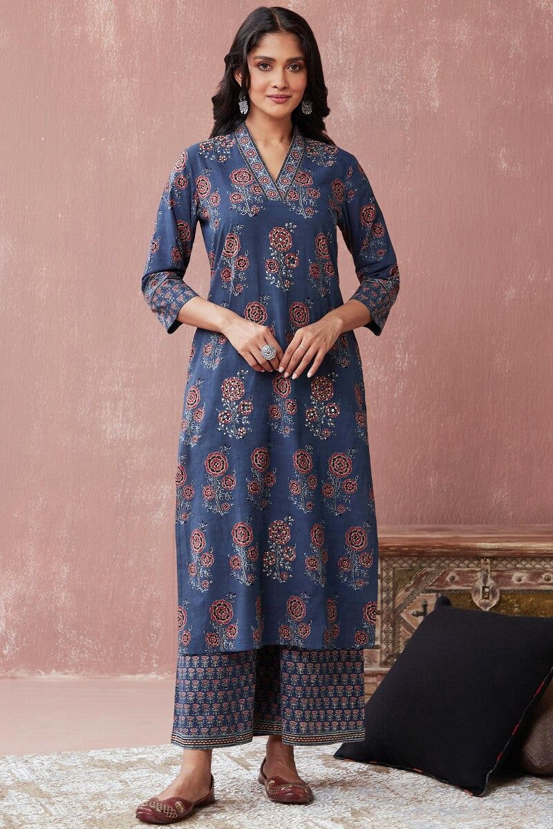 Sehra Zafina Ajrak Kurta