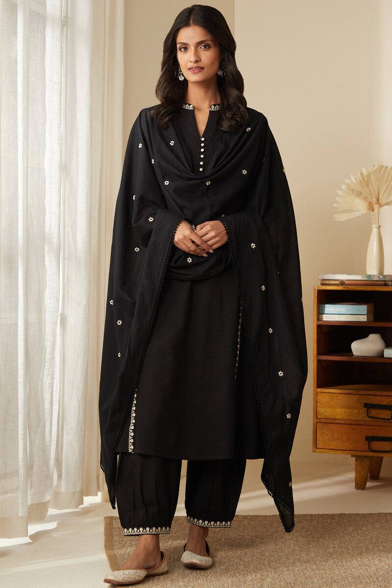 Mirza Kaynat Dupatta