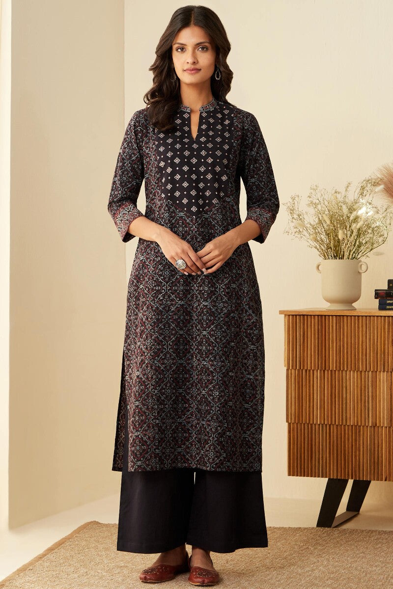 Sehra Rabia Ajrak Kurta