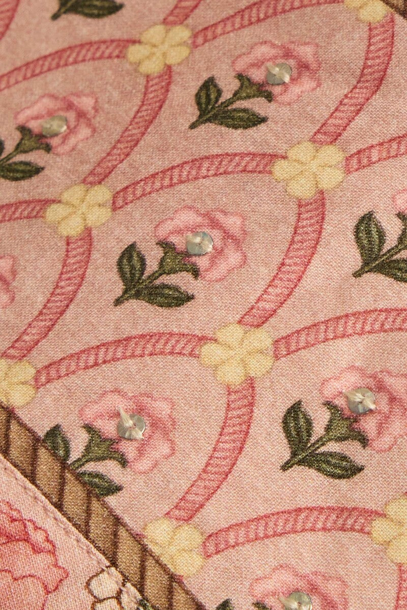 Gulraiz Sufiya Kurta