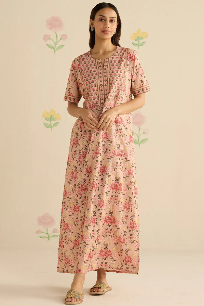 Surplus: Gulraiz Nida Kaftan