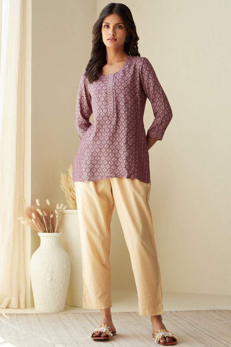 Gauhar Dilnaz Top