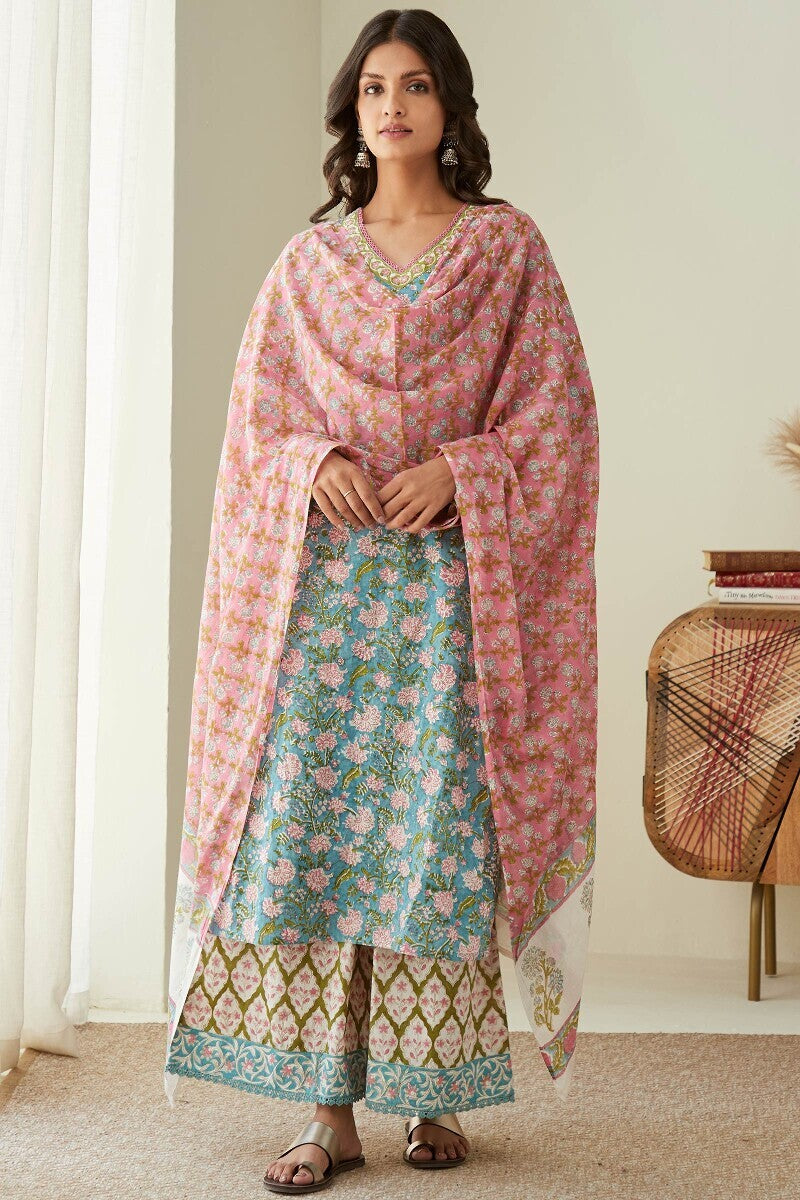 Nasrine Rabiya Sanganeri Palazzo