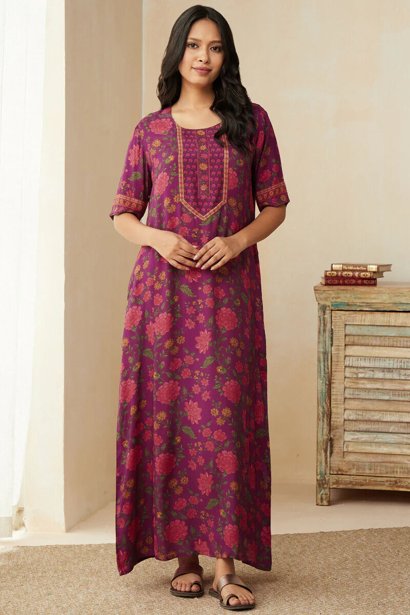 Mahnoor Siya Kaftan