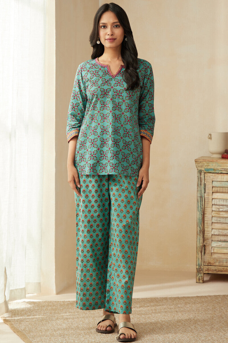 Rosheen Rahat Loungewear Set