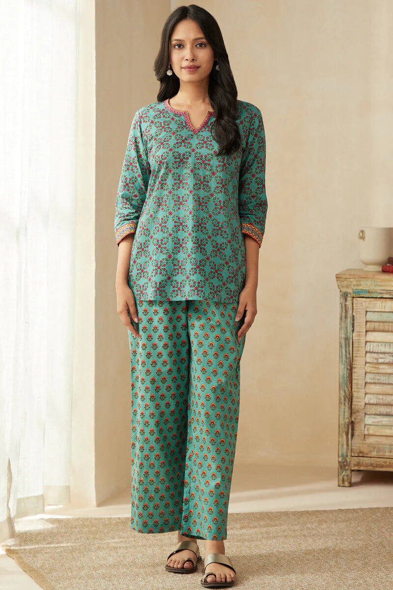 Rosheen Rahat Loungewear Set