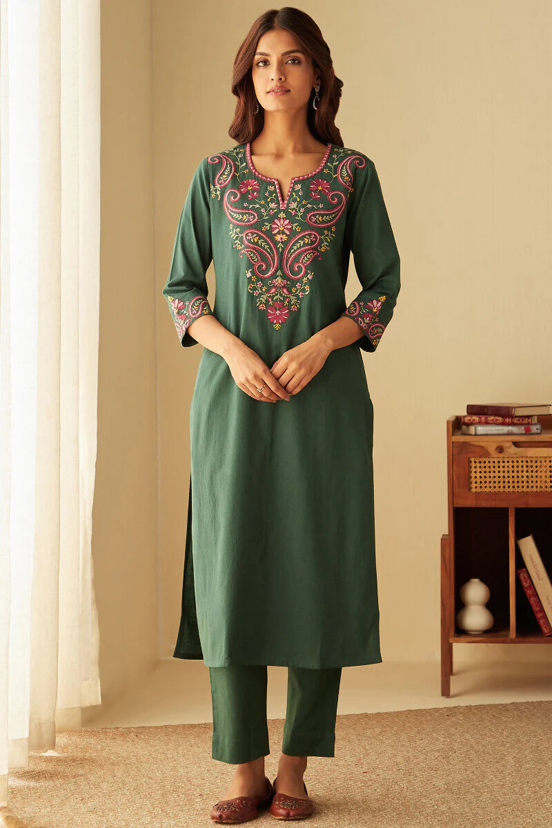 Roza Nusrat Kurta