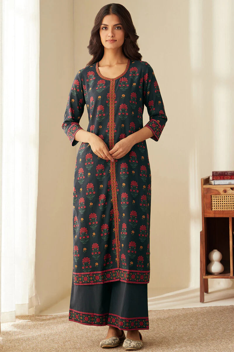 Mahnoor Zarina Kurta