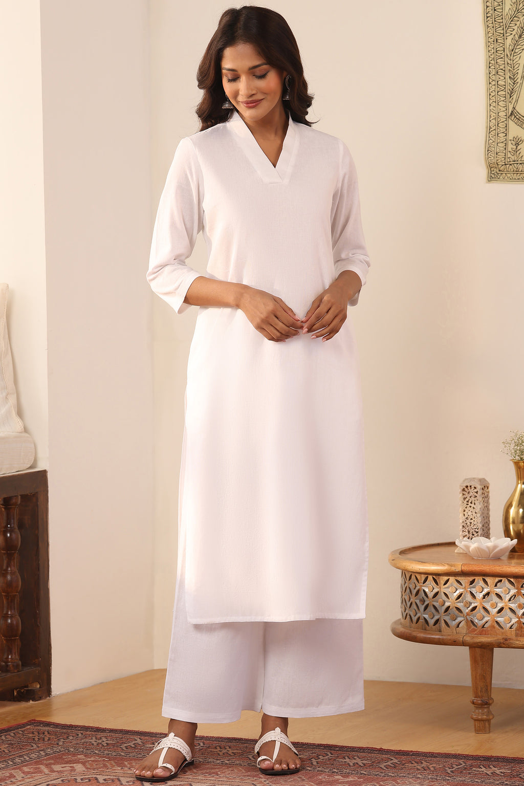 Surplus: Roza Anaya White Farsi