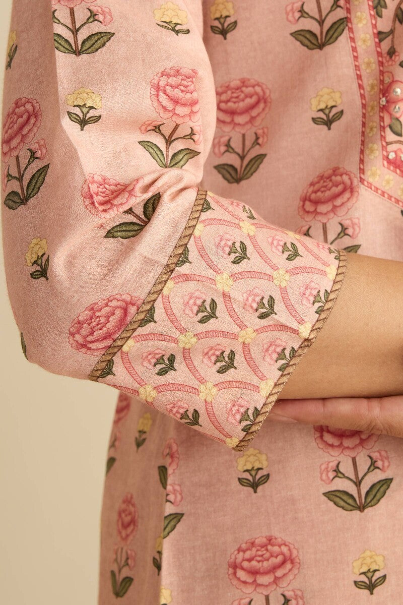 Gulraiz Farhat Kurta