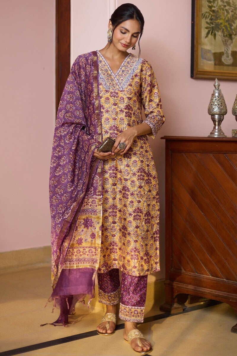 Mehrunissa Suneera Sanganeri Narrow Pants