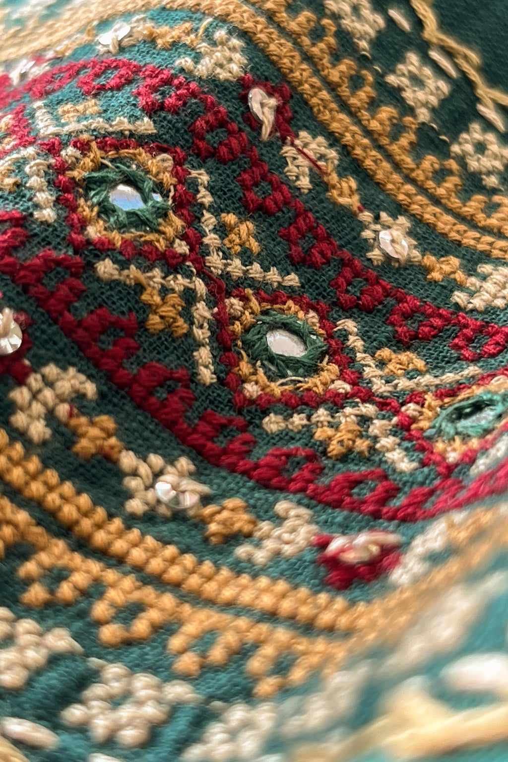 Surplus: Mehraab Mira Green Kurta