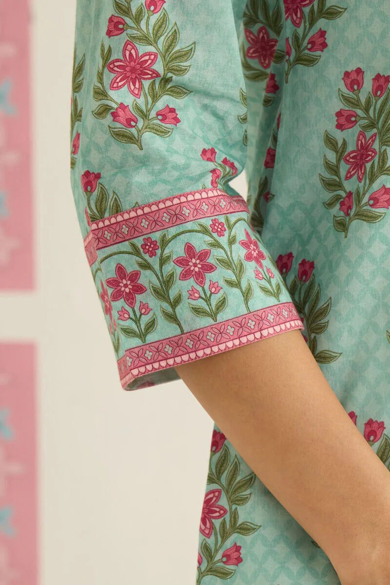 Surplus: Gulraiz Ruhi Top