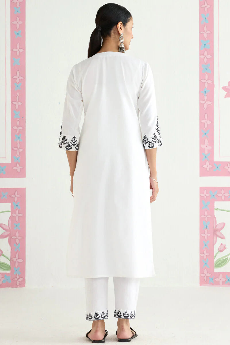Surplus: Mehraab Nafisa Kurta