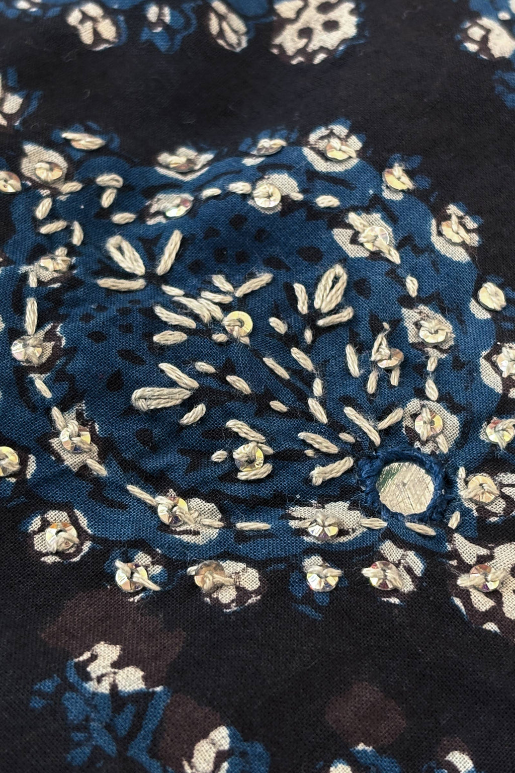 Surplus: Sehra Jasmina Bagru Kurta