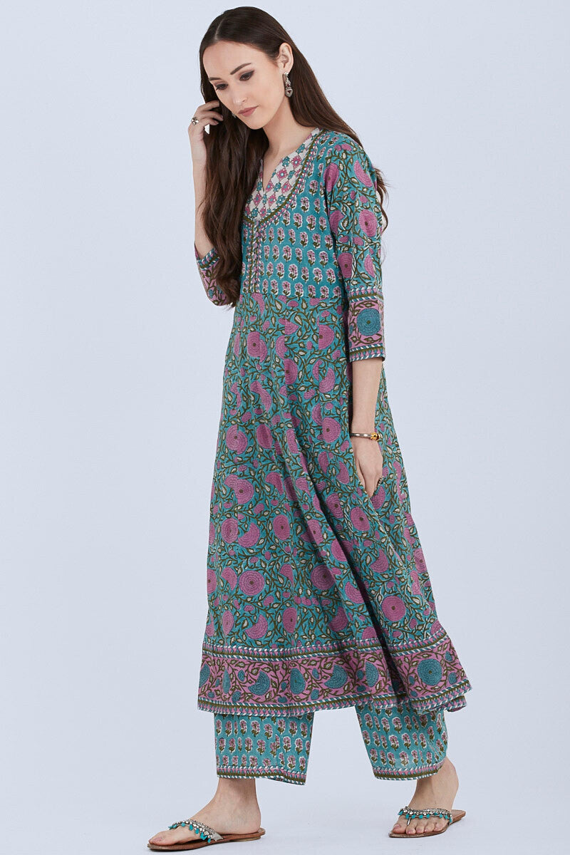 Nazm Jia Kurta