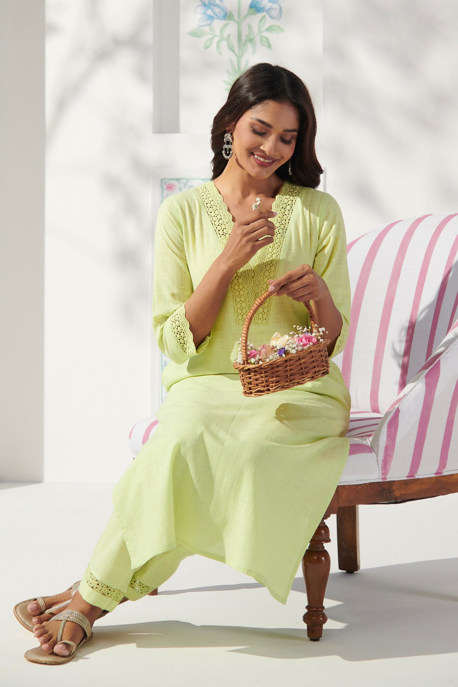 Roza Jashn Green Narrow Pants