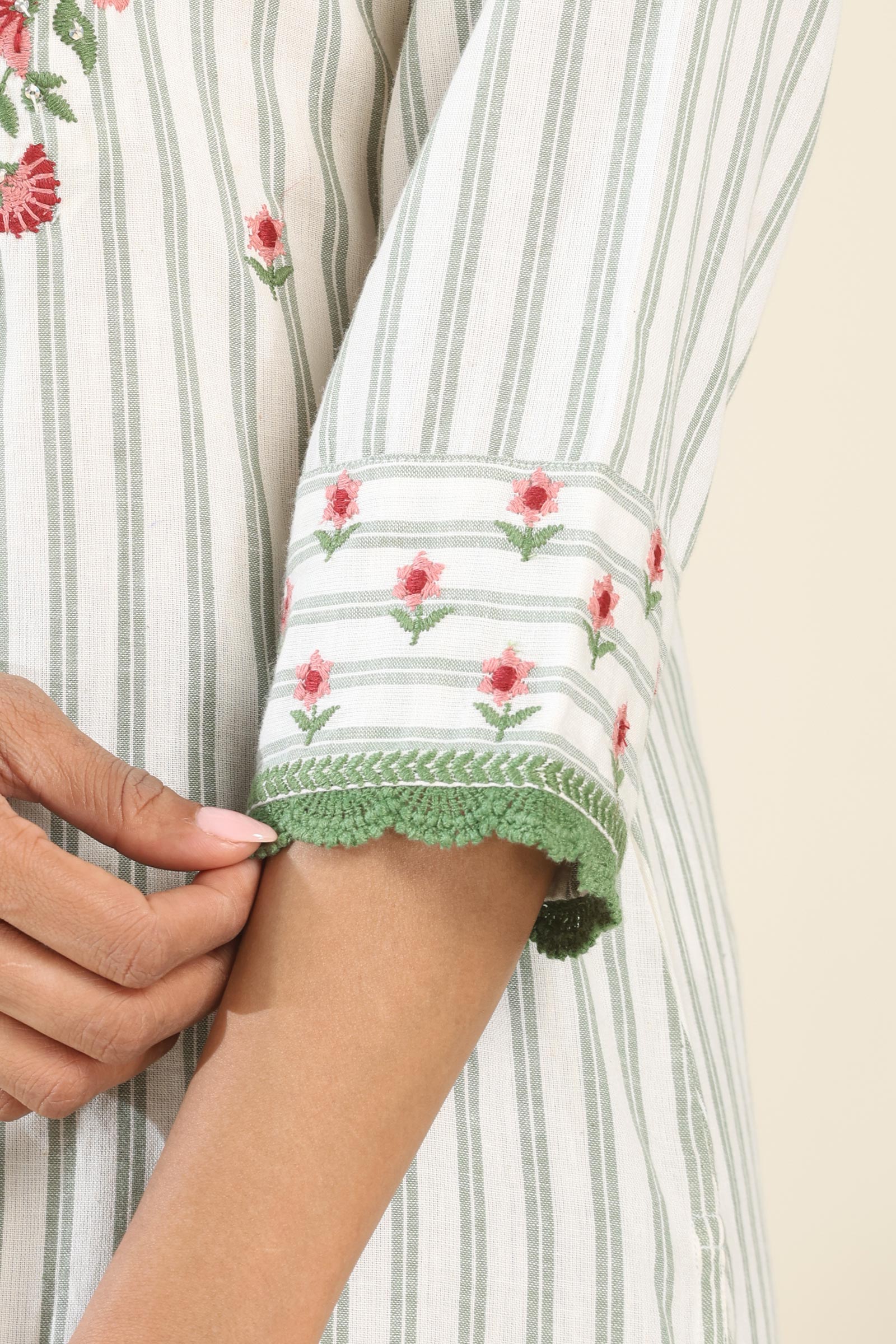 Mehraab Maisha Kurta