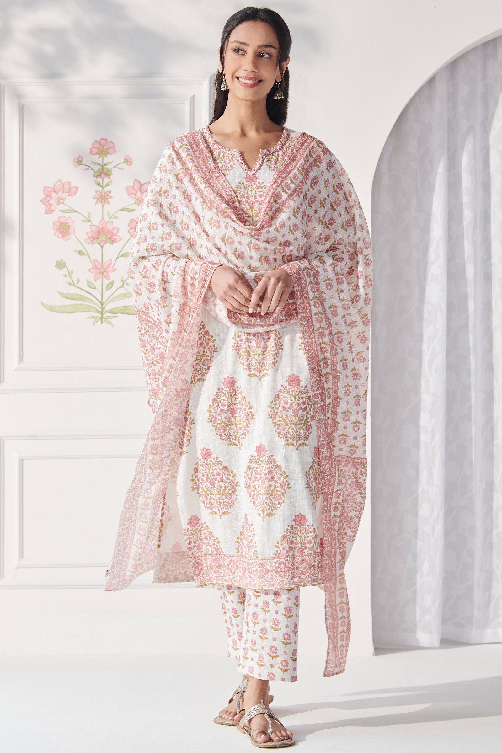 Gulbahar Tira Dupatta