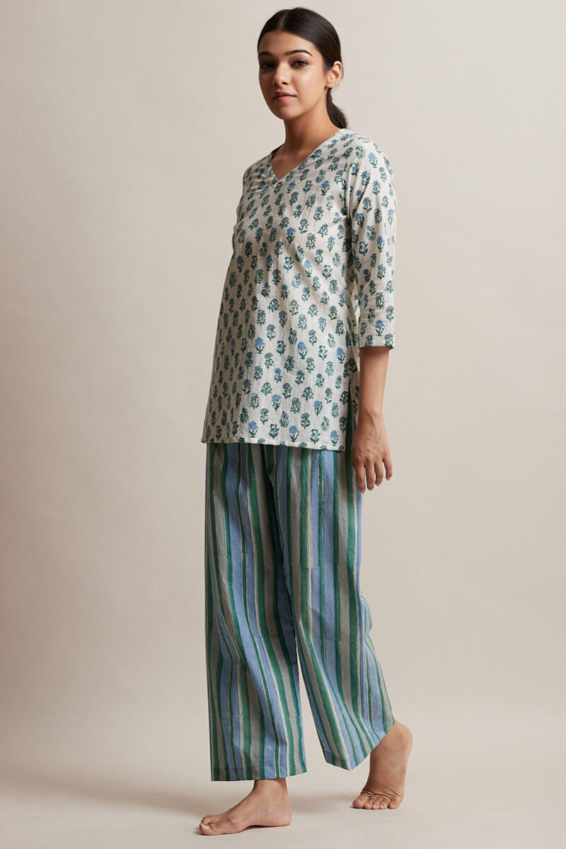 Darya Mahira Nightsuit