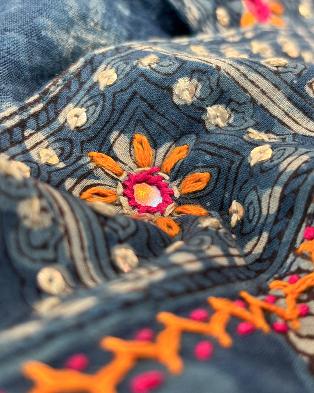 Sehra Zahira Bagru Dabu Kurta