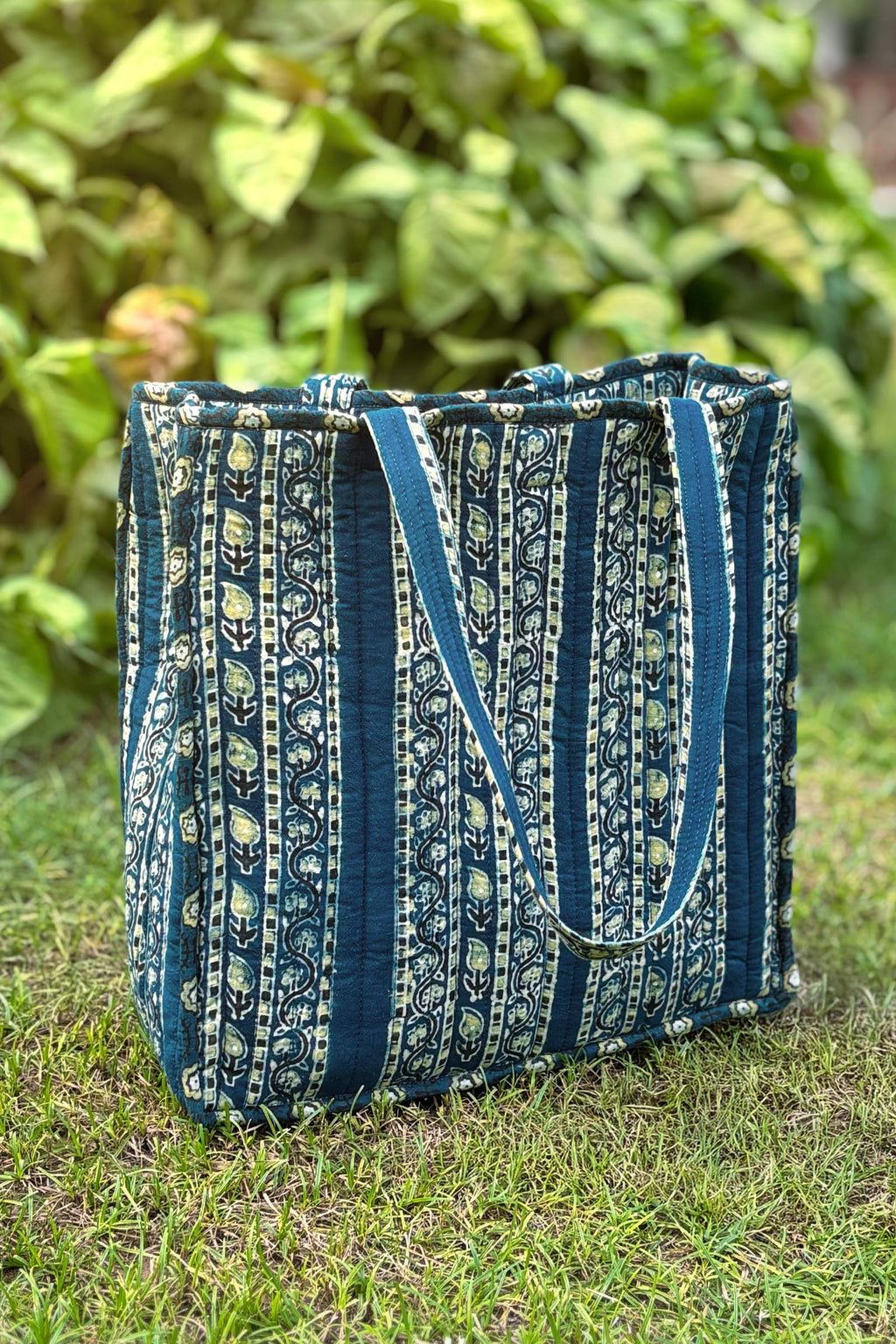 Roza Sabeen Tote Bag