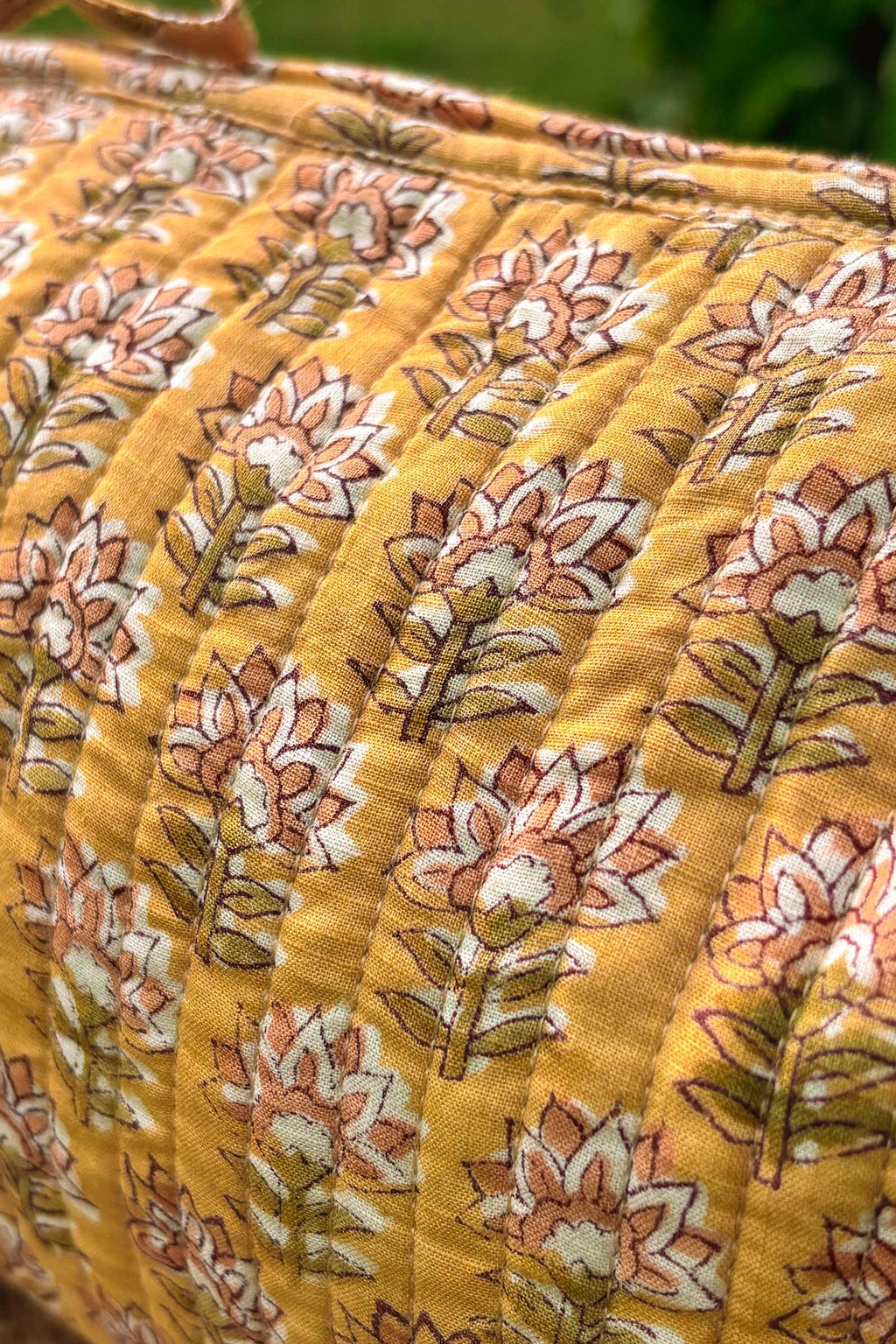 Roza Ira Vanity Pouch - Medium