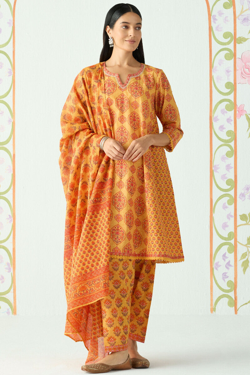 Gauhar Tahira Short Kurta