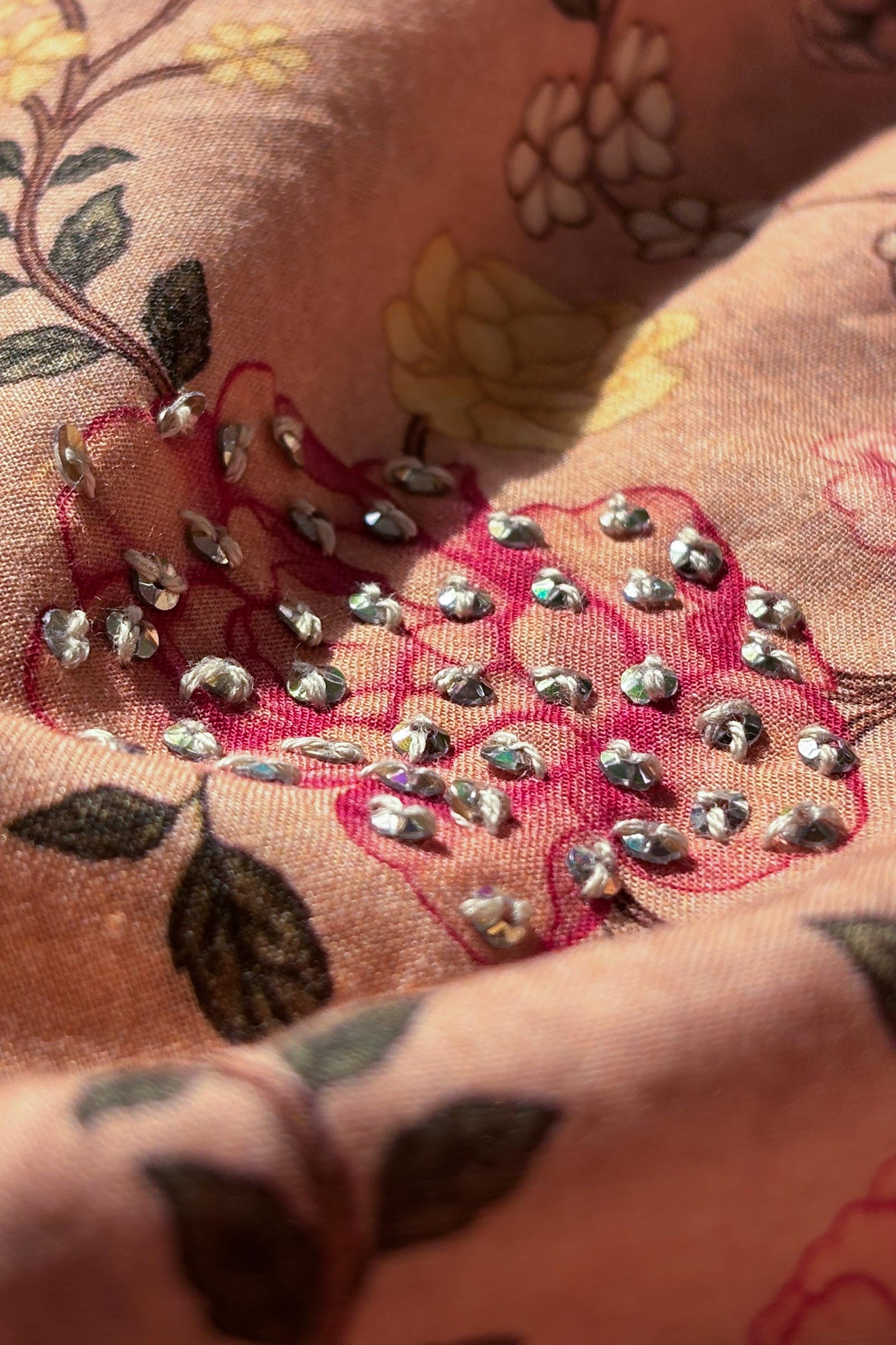 Gulraiz Gulbahar Kurta