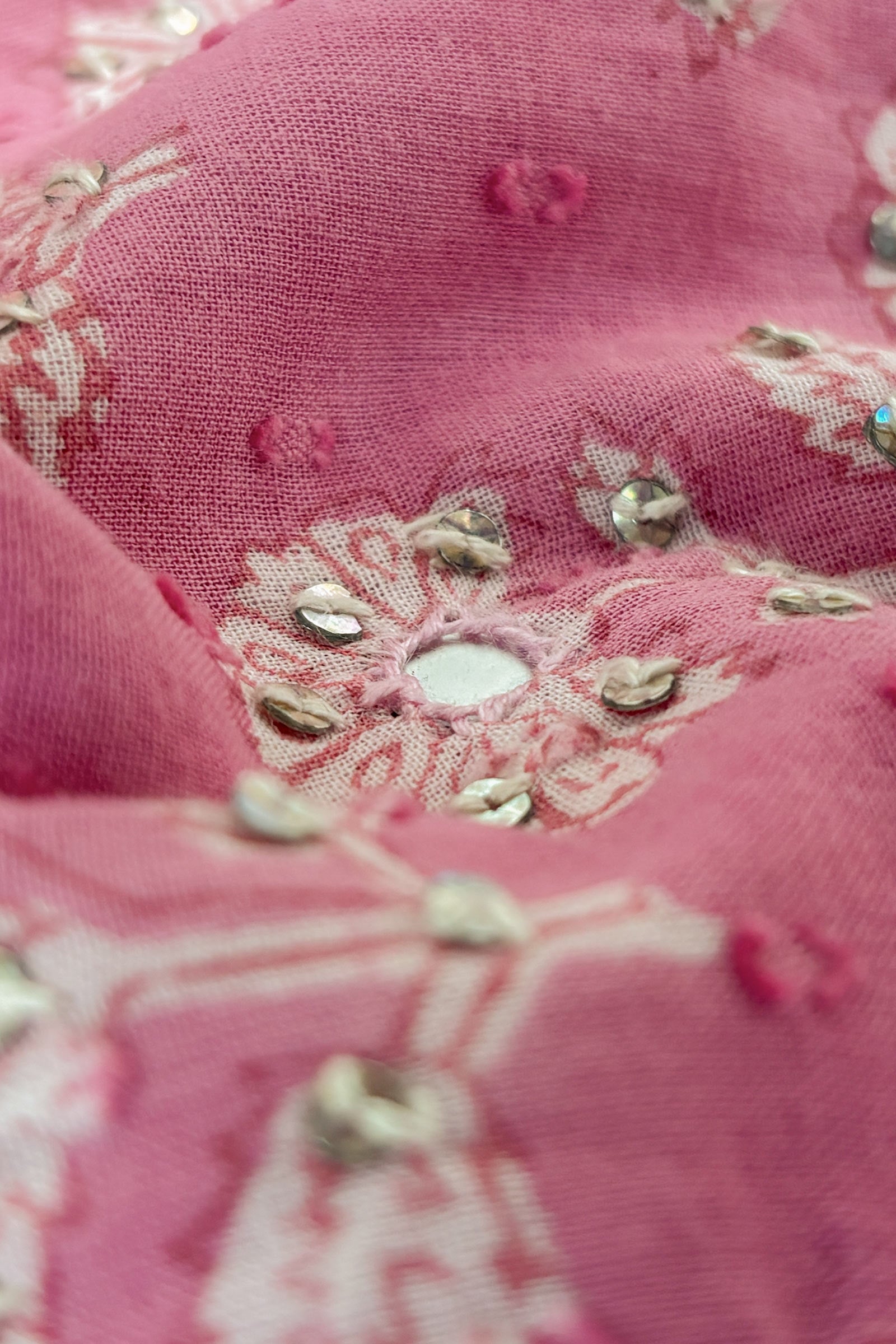 Rosheen Niyamat Sanganeri Kurta