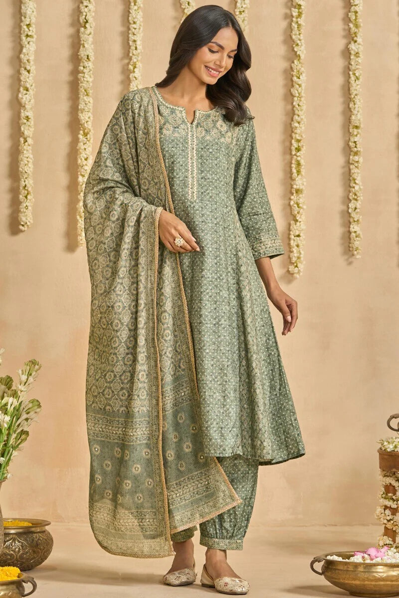 Surplus: Mehrunissa Nasrin Kurta