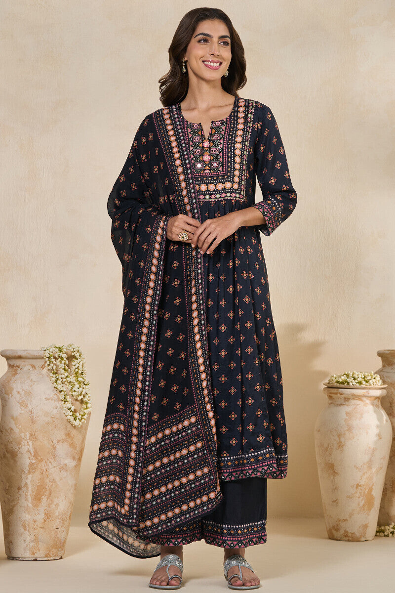 Mehrunissa Zaharaa Kurta