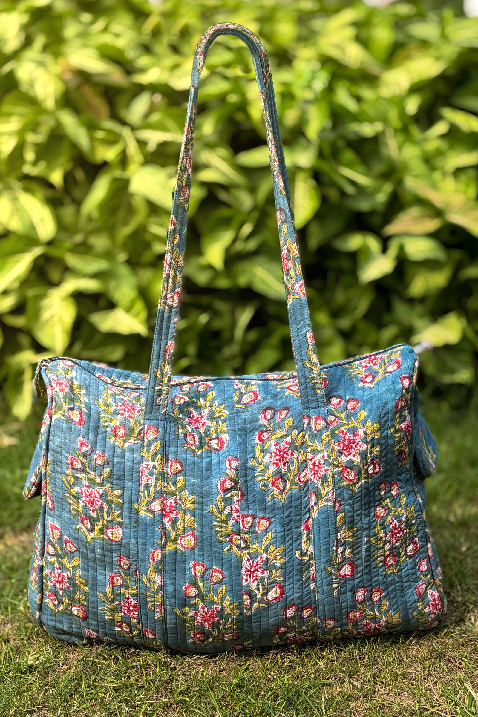Roza Noorain Holdall Bag