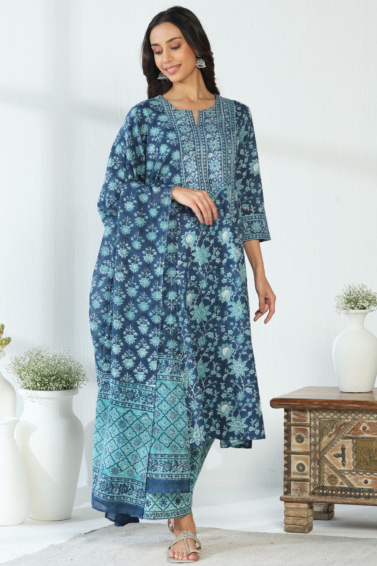 Neelofar Zeinab Sanganeri Dupatta