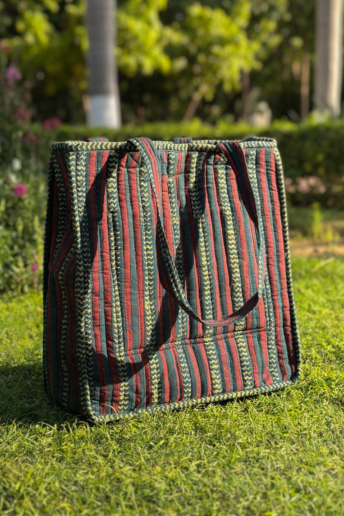 Roza Maryam Tote Bag