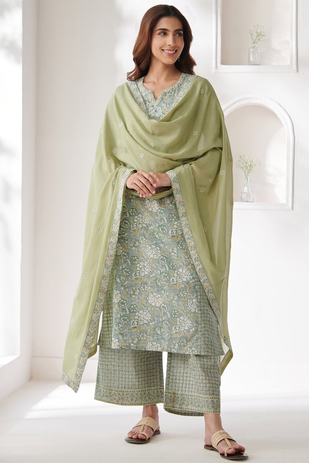 Gulshan Bagh Aliza Kota Dupatta