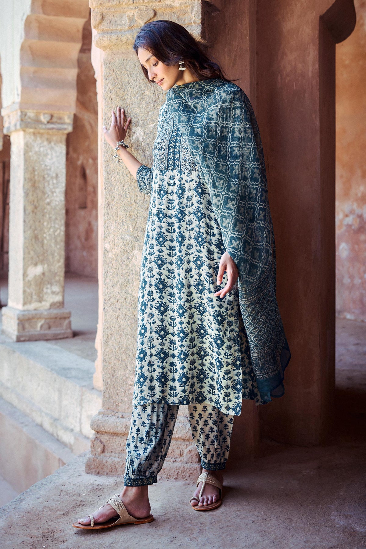Sehra Saira Akola Dupatta
