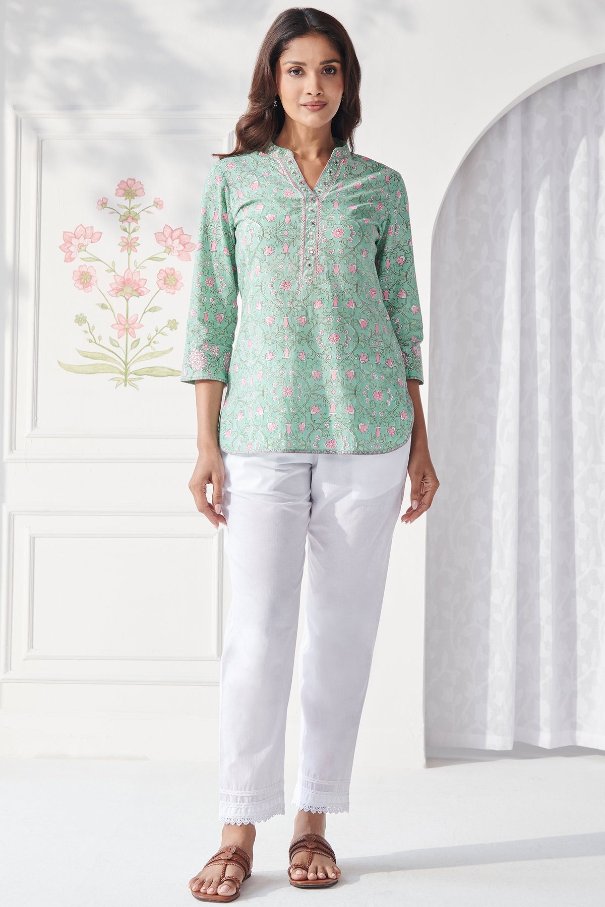 Roza Aliah White Narrow Pants