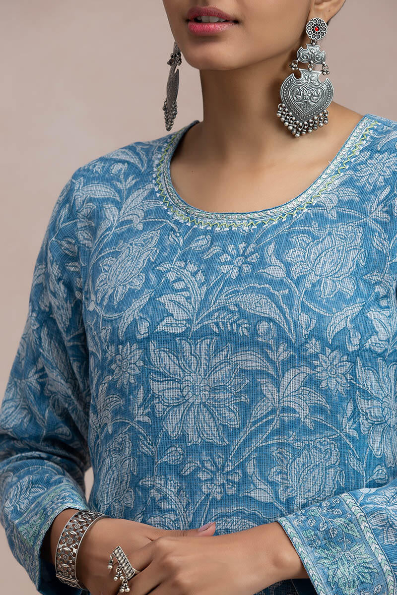 Gauhar Farhat Kota Kurta