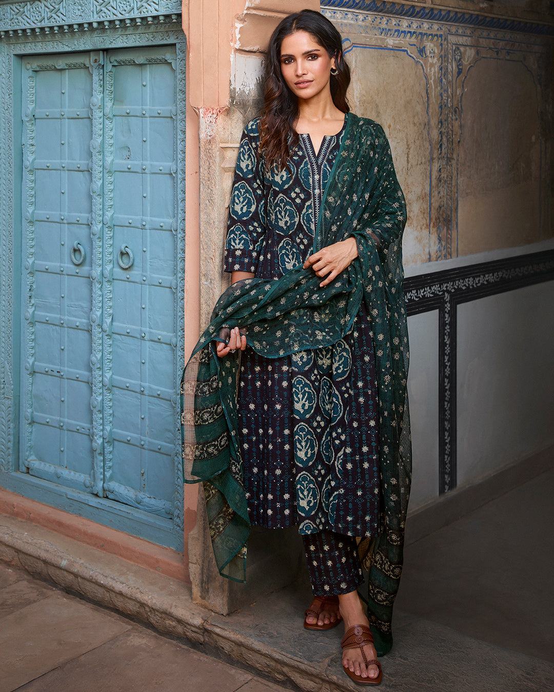 Sehra Zoya Bagru Dabu Narrow Pants