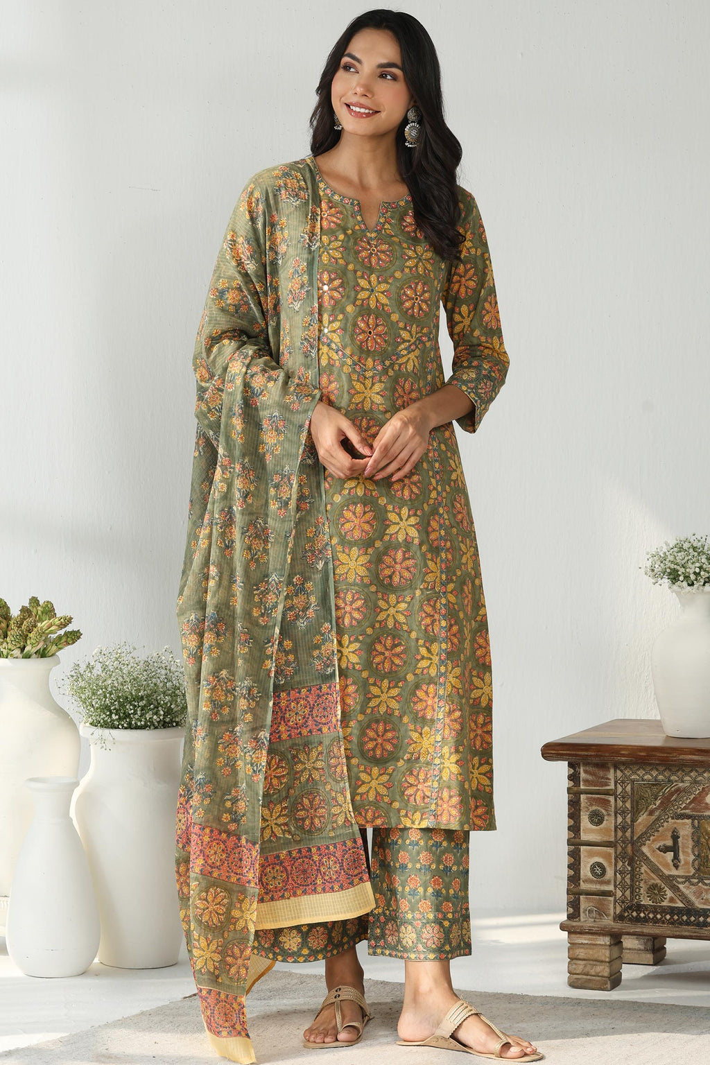 Nayanjal Gulshan Sanganeri Dupatta