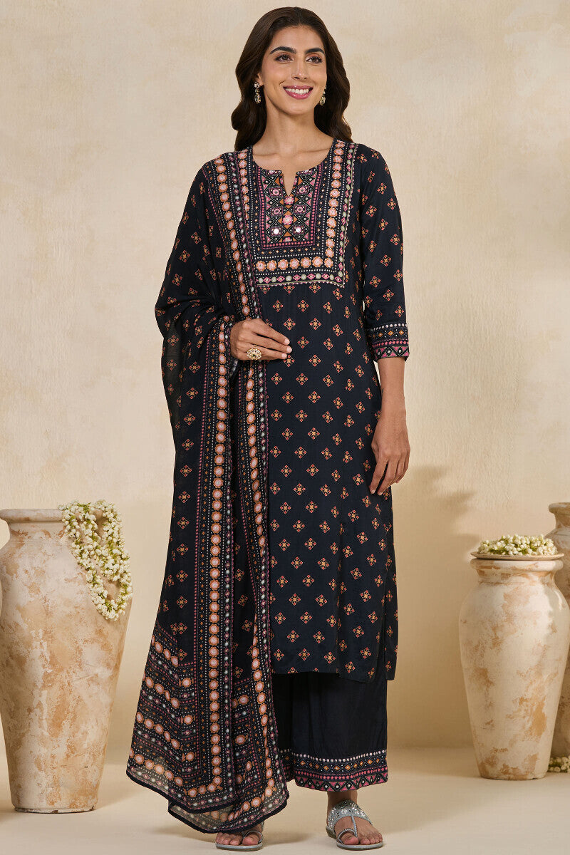 Mehrunissa Saira Kurta