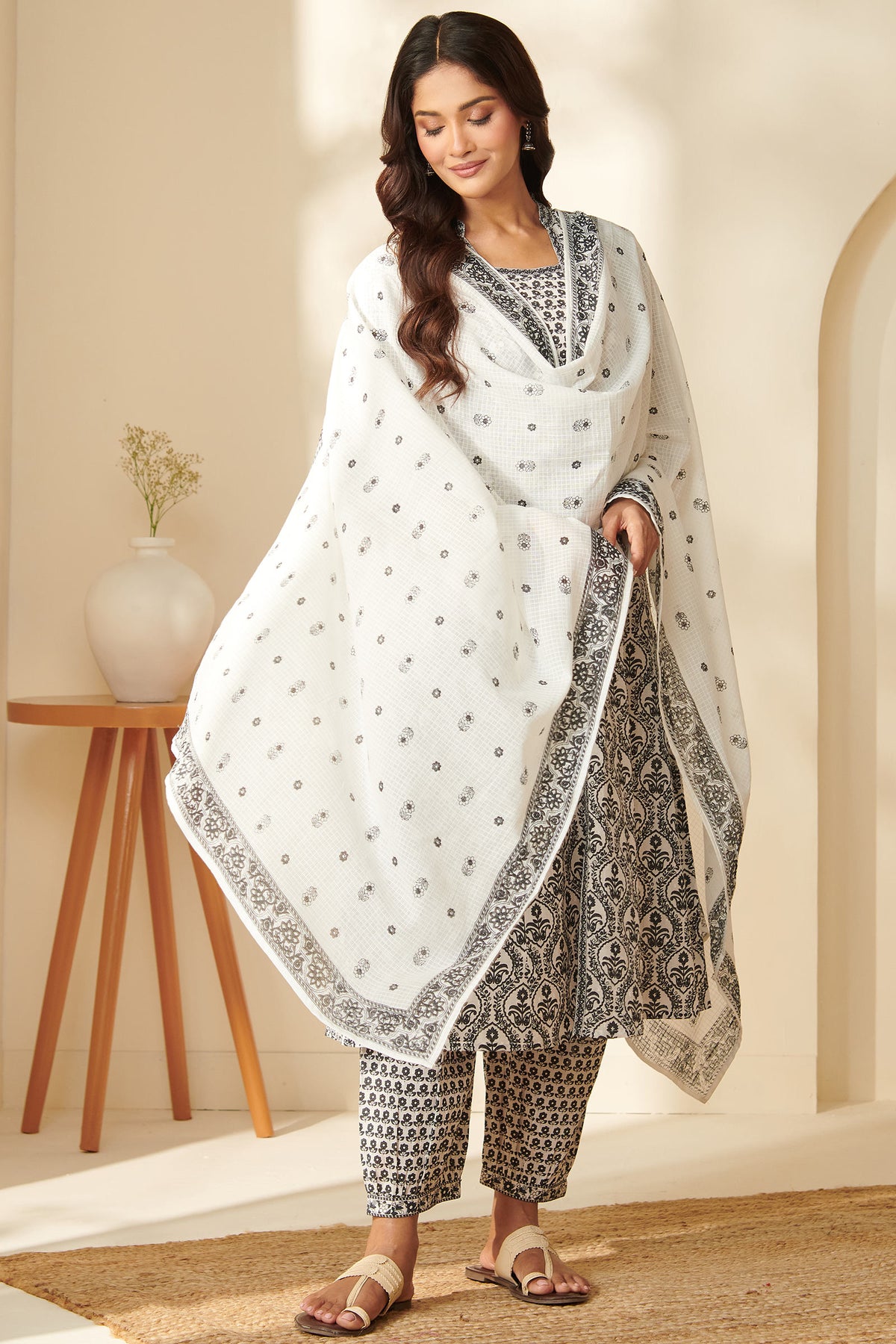 Gauhar Fareeha Sanganeri Dupatta