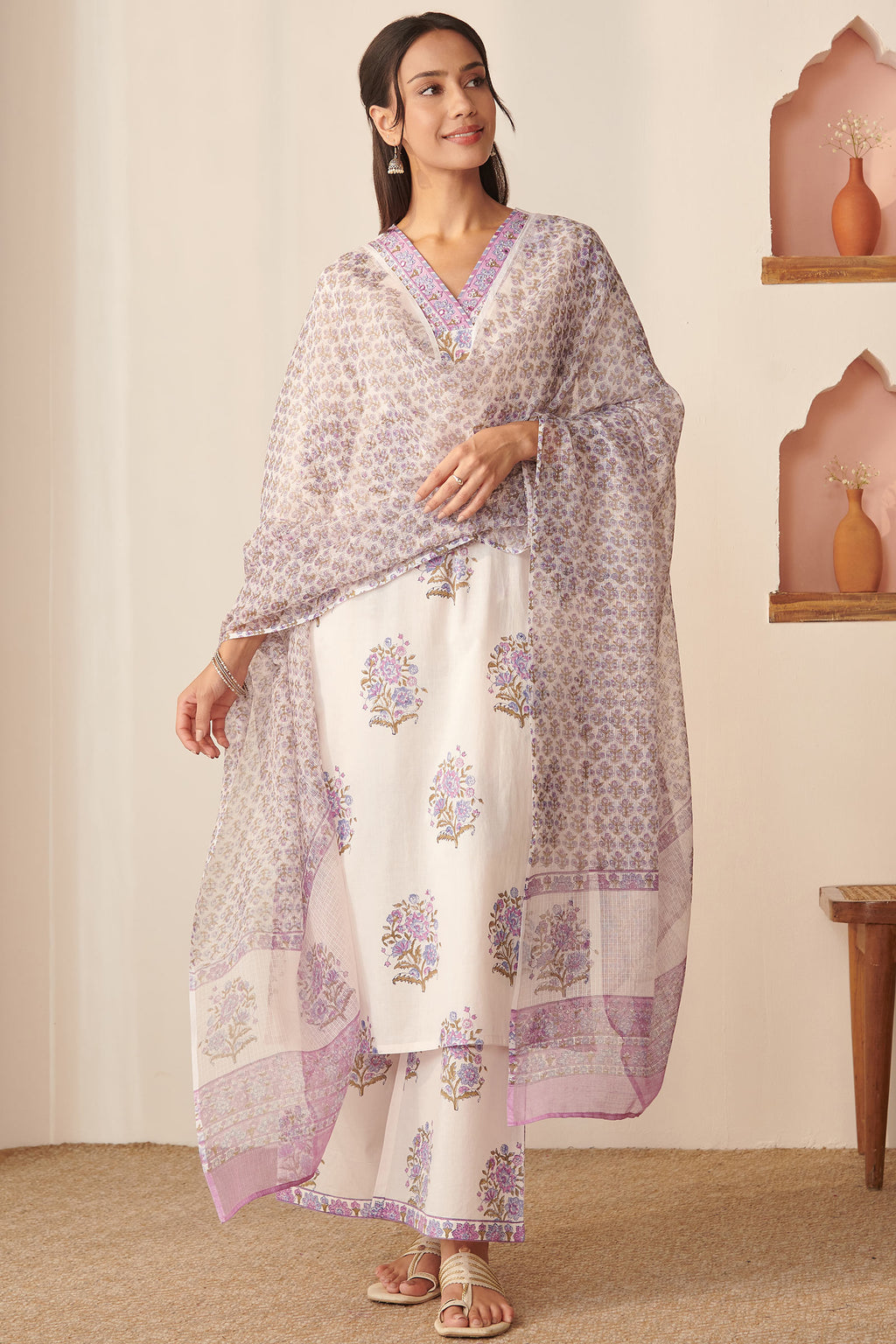 Gulbarg Nadiya Sanganeri Farsi