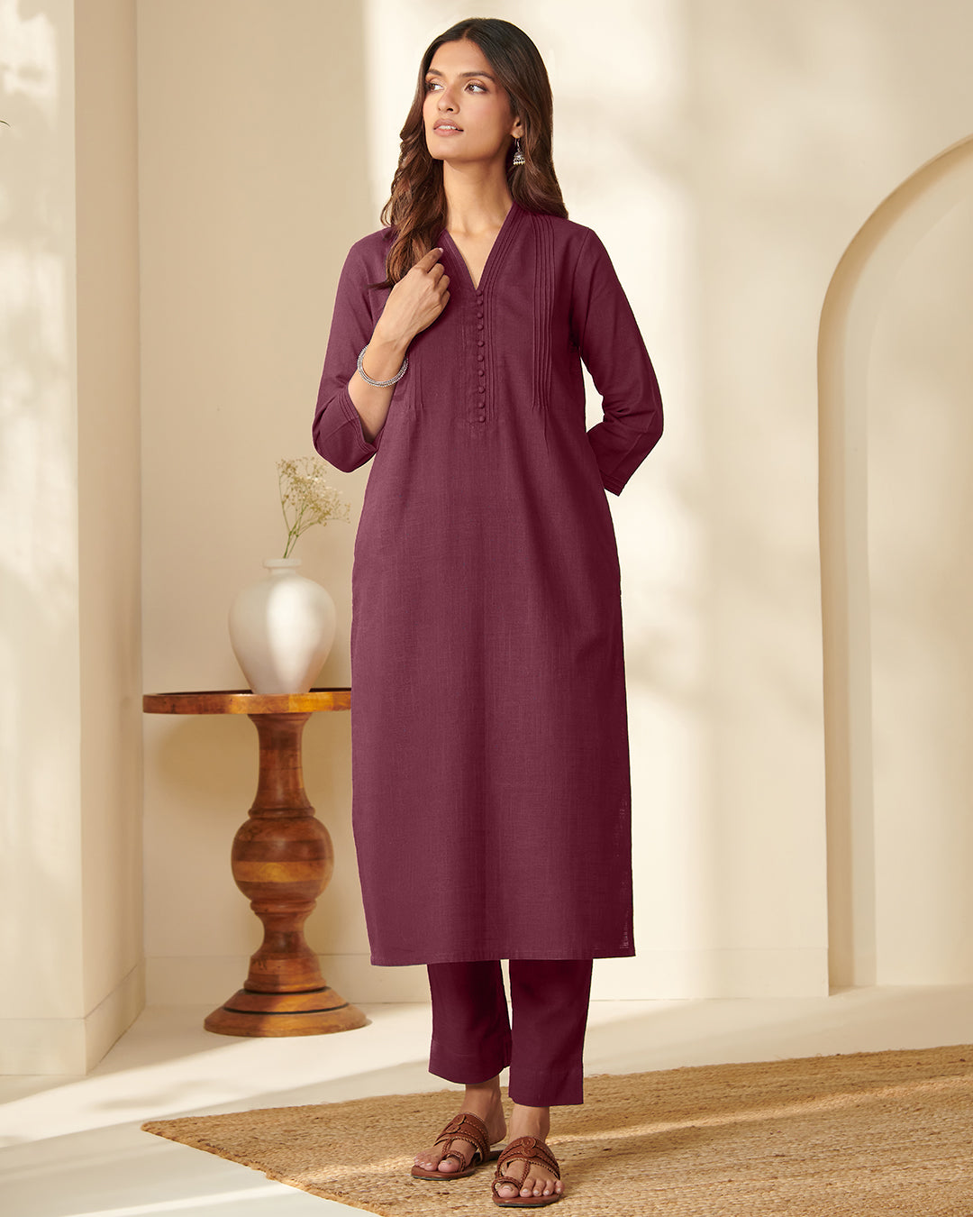 Roza Wahida Burgundy Narrow Pants