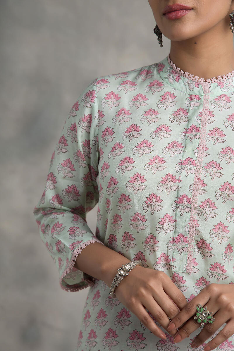 Gauhar Fareena Muslin Kurta