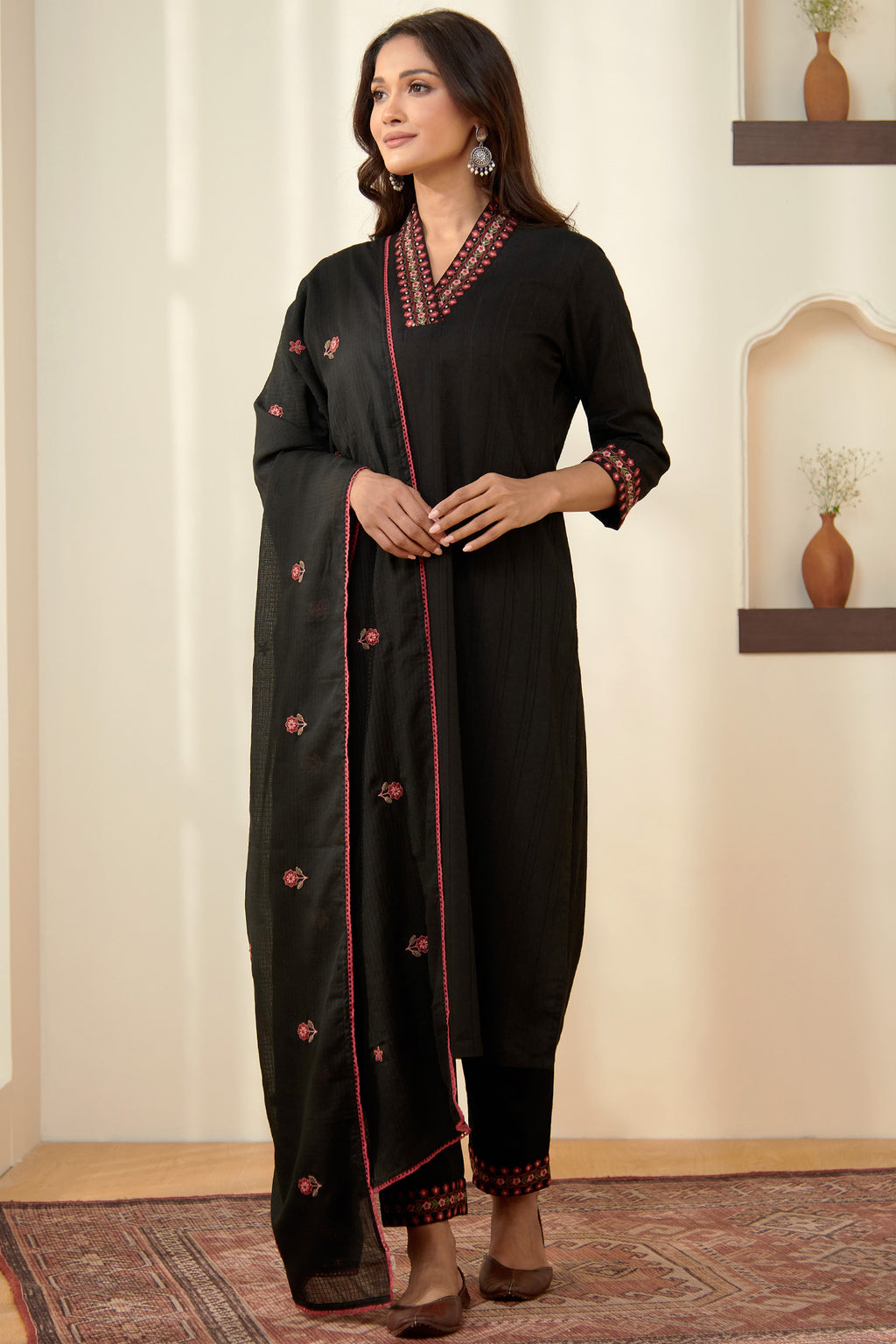 Surplus: Mehraab Pariza Kurta Dupatta