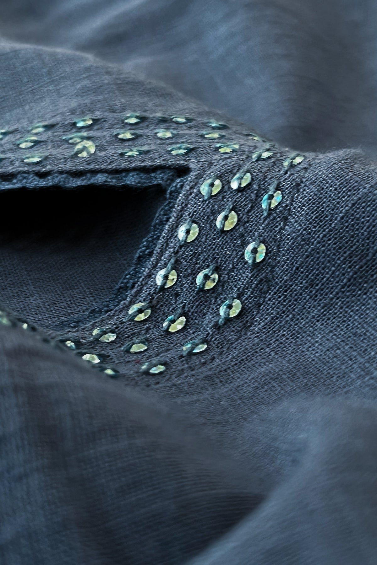 Roza Zoha Blue Kurta