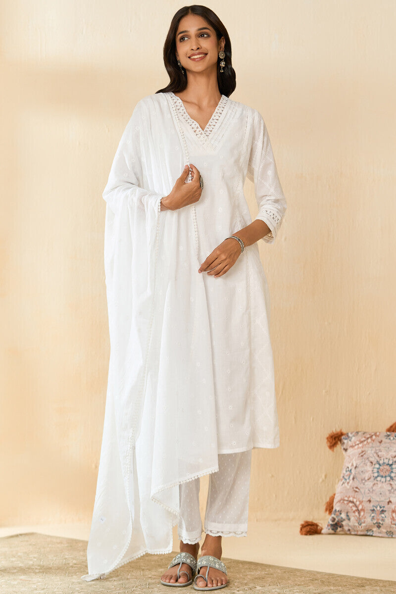 Roza Aafiyah White Schiffli Kurta
